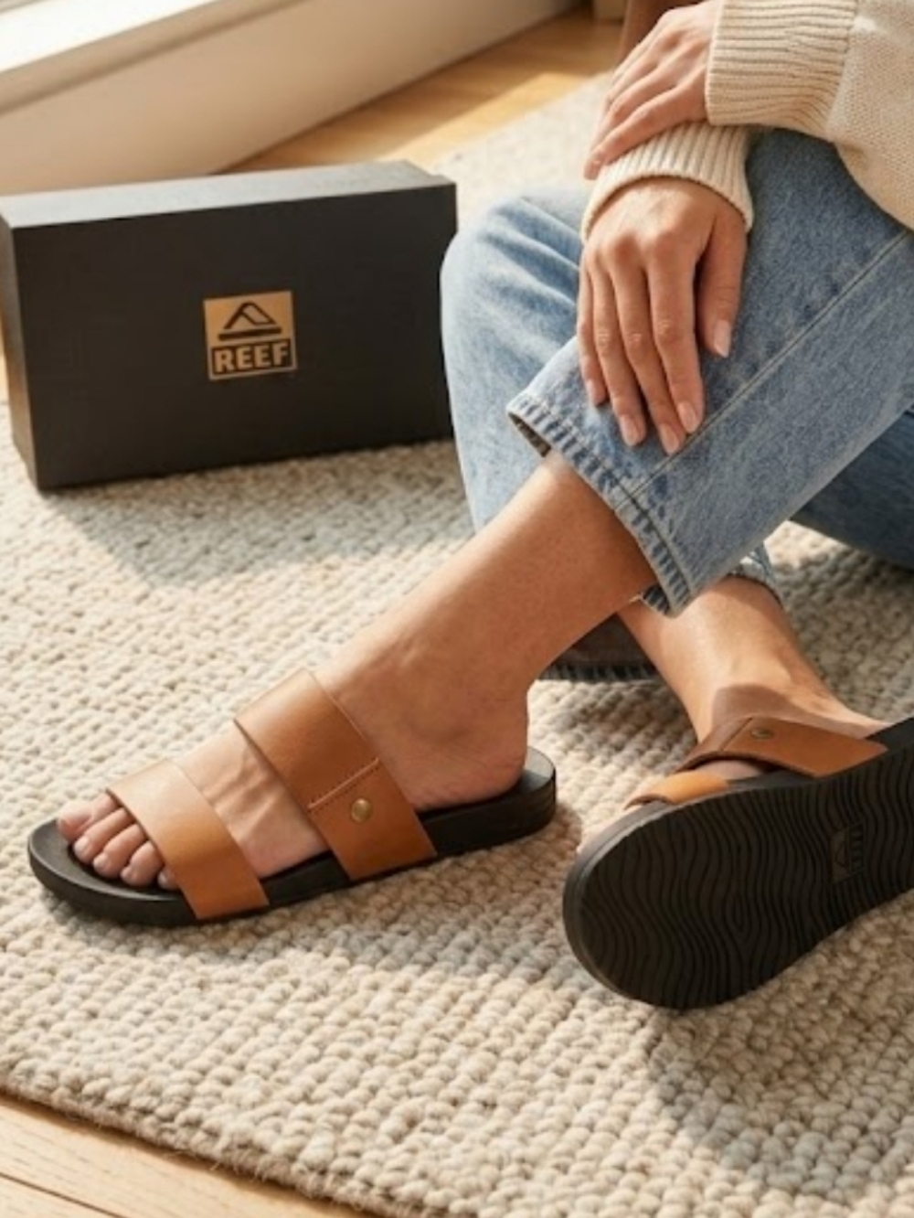 🔥NEW! REEF Brown and Black Slide Sandals sz 8 NWT